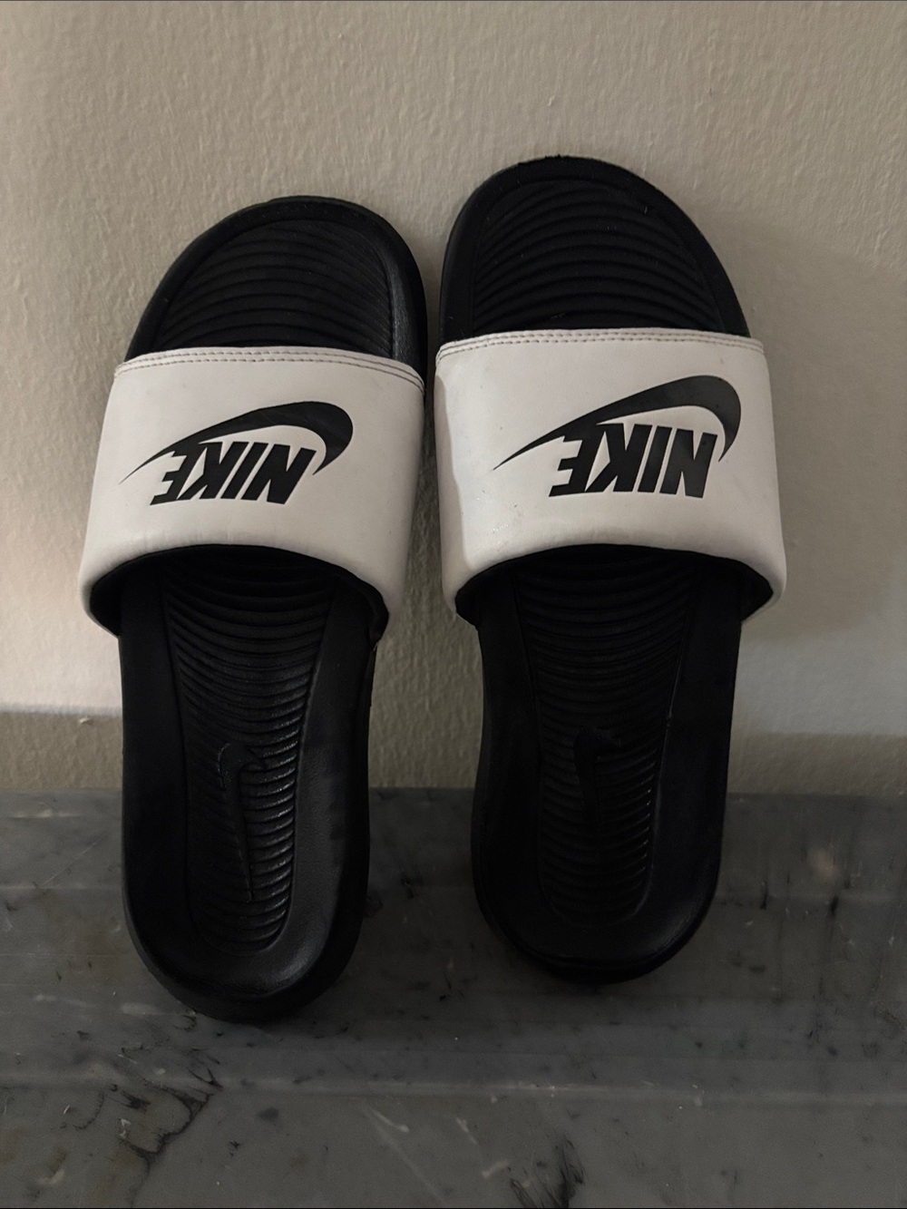 Men’s Nike slides